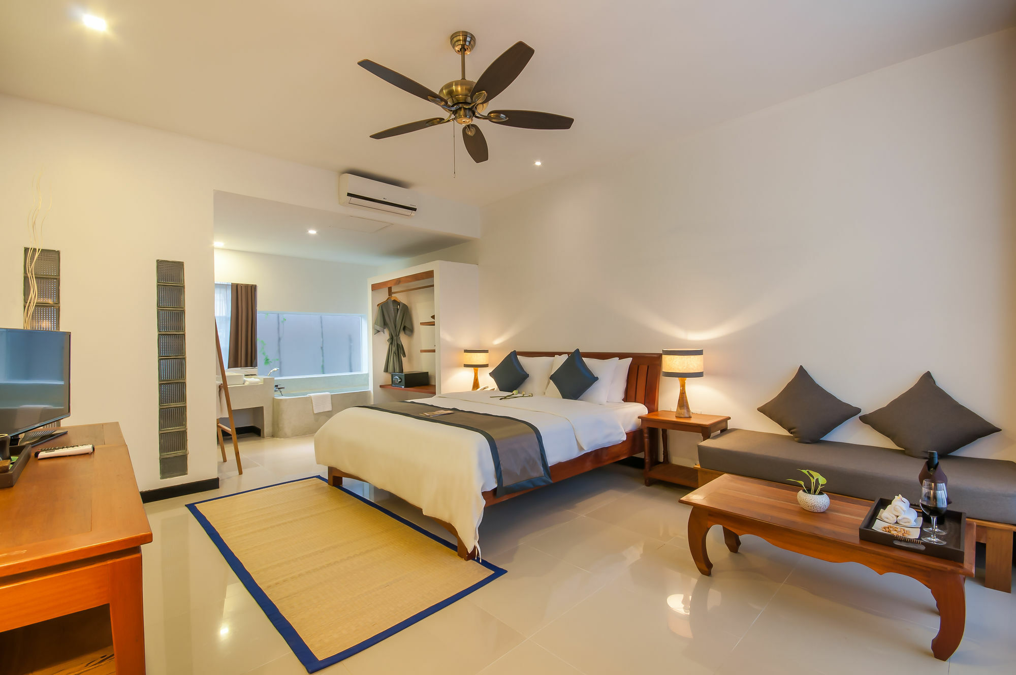 Hotel Landing Gold By Amatak